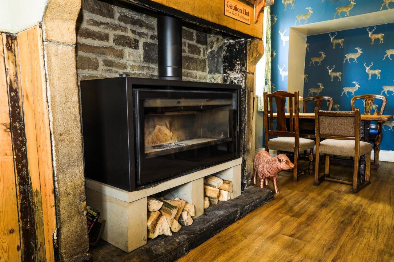 The Blue Bell Inn Kettlewell Kültér fotó